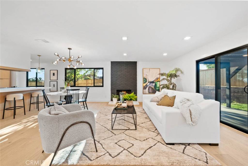 San Diego, CA 92119,8402 Boulder Place