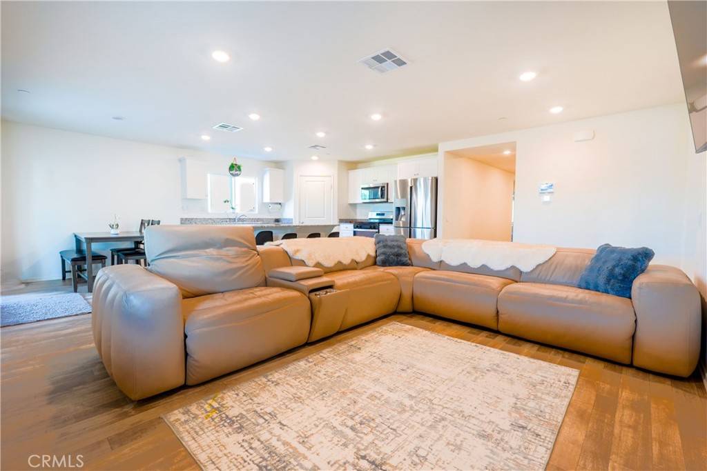 Perris, CA 92571,1548 Scarlet Sage DR