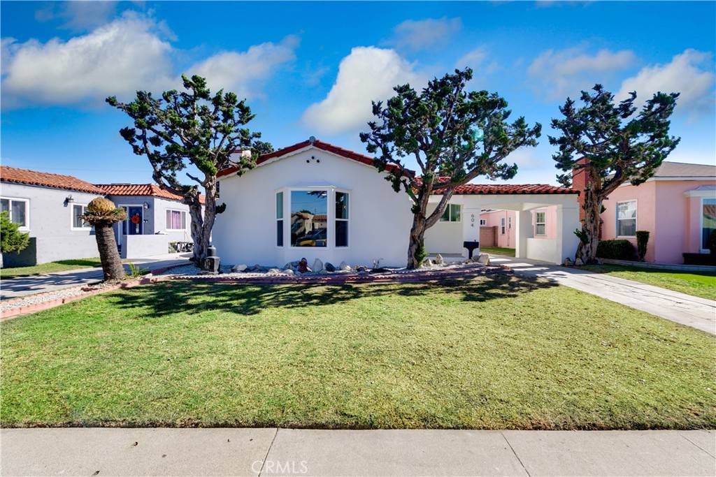 Compton, CA 90221,604 S Burris Ave