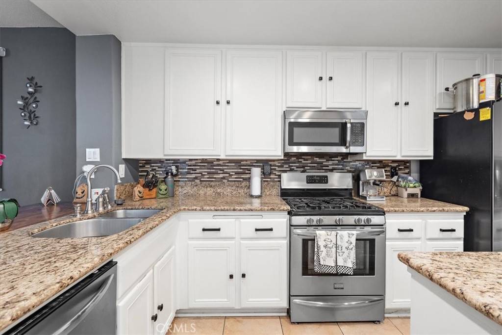 Chino Hills, CA 91709,2515 Pointe Coupee