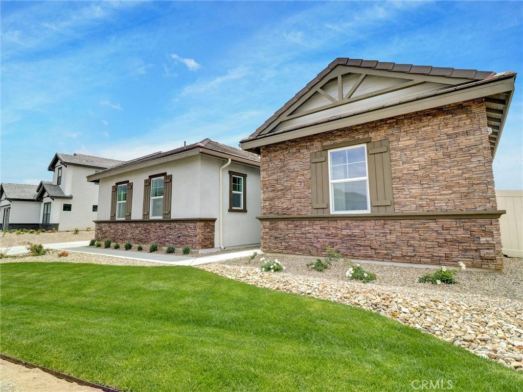 Yucaipa, CA 92399,35877 Wildwood Crest DR