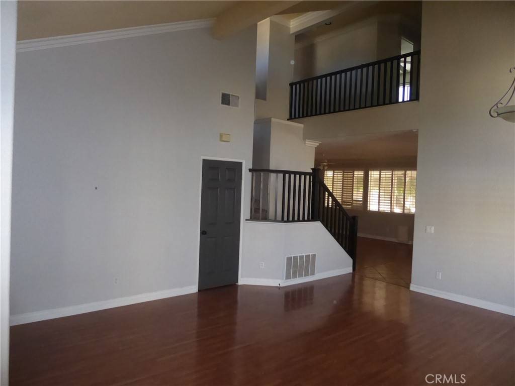 Corona, CA 92883,27069 Dawnview CT