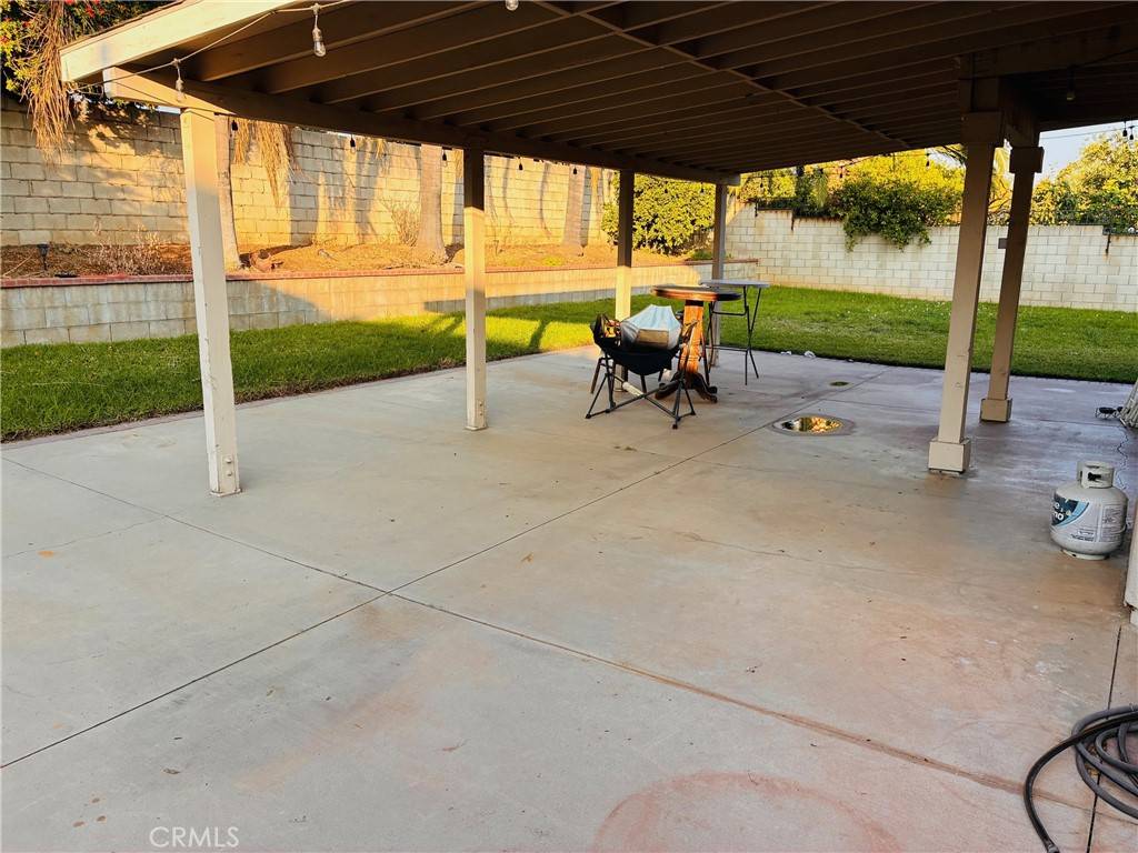 Rialto, CA 92377,582 W Galway