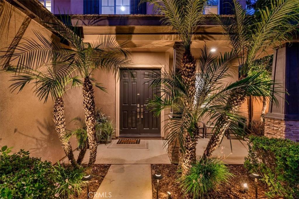 Riverside, CA 92508,8682 Barnwood