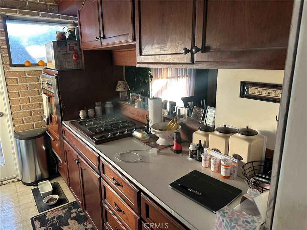 Riverside, CA 92506,5247 Monterey