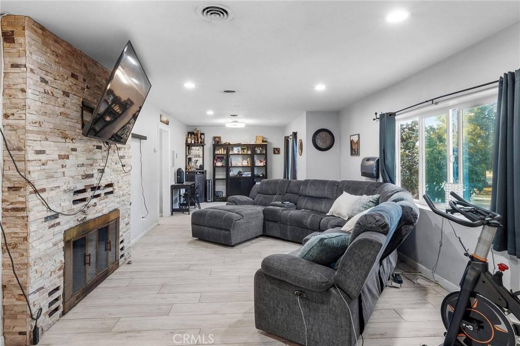 Hemet, CA 92544,1929 E Oakland