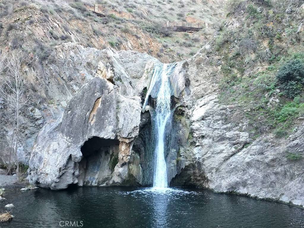 Thousand Oaks, CA 91360,3030 Frontier