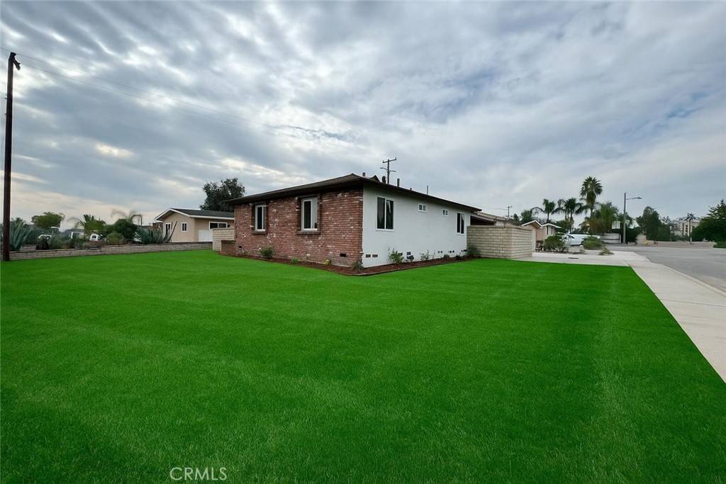 Montclair, CA 91763,10160 Columbine AVE