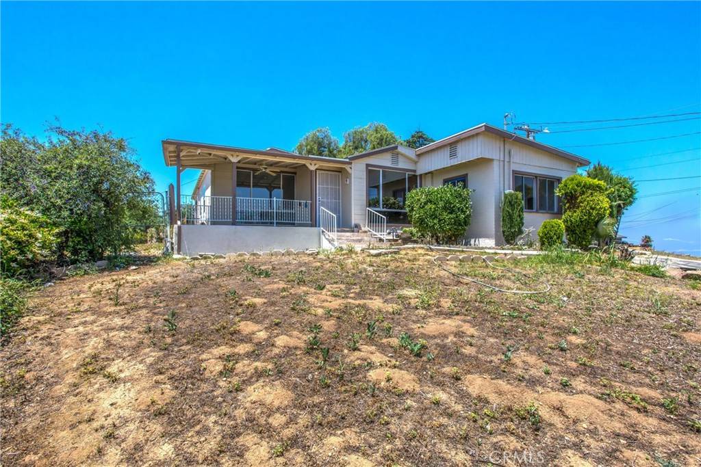 Yucaipa, CA 92399,12190 Gladys