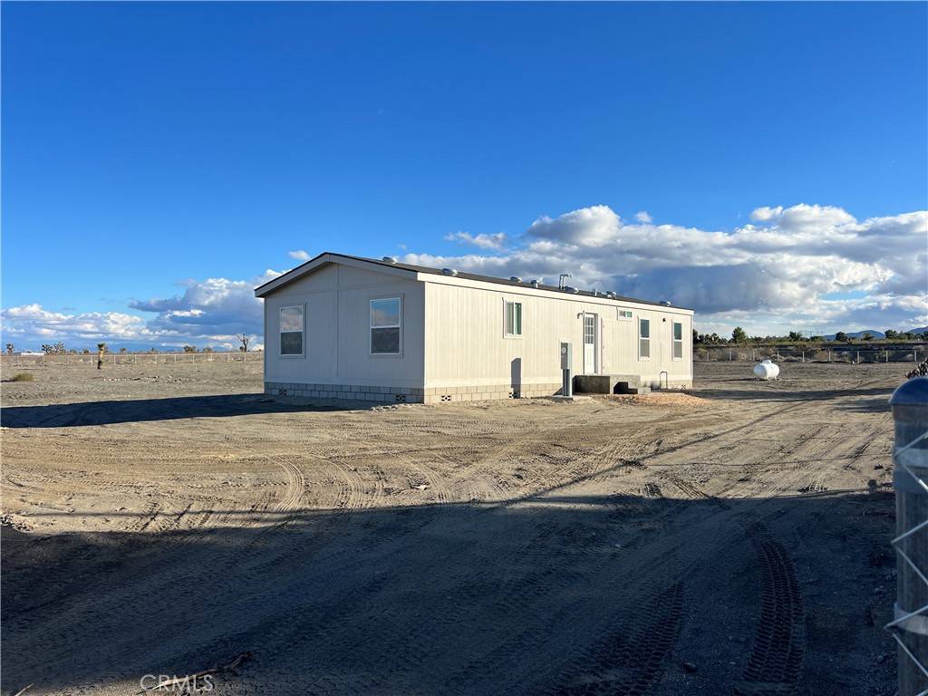 Phelan, CA 92371,4223 Nyack