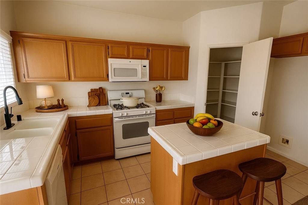 Victorville, CA 92392,13661 Breckenridge LN