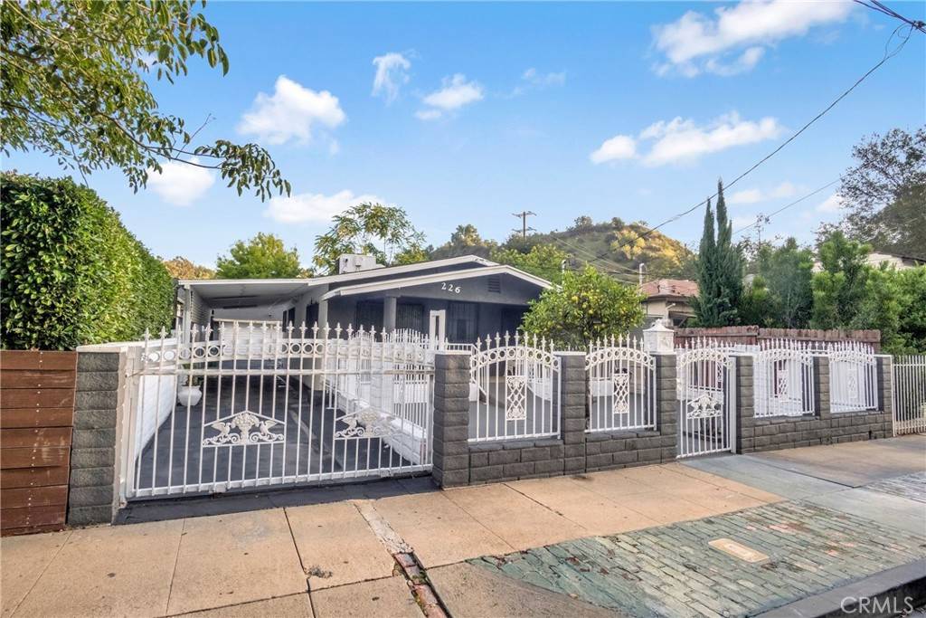 Los Angeles, CA 90042,226 S Avenue 64