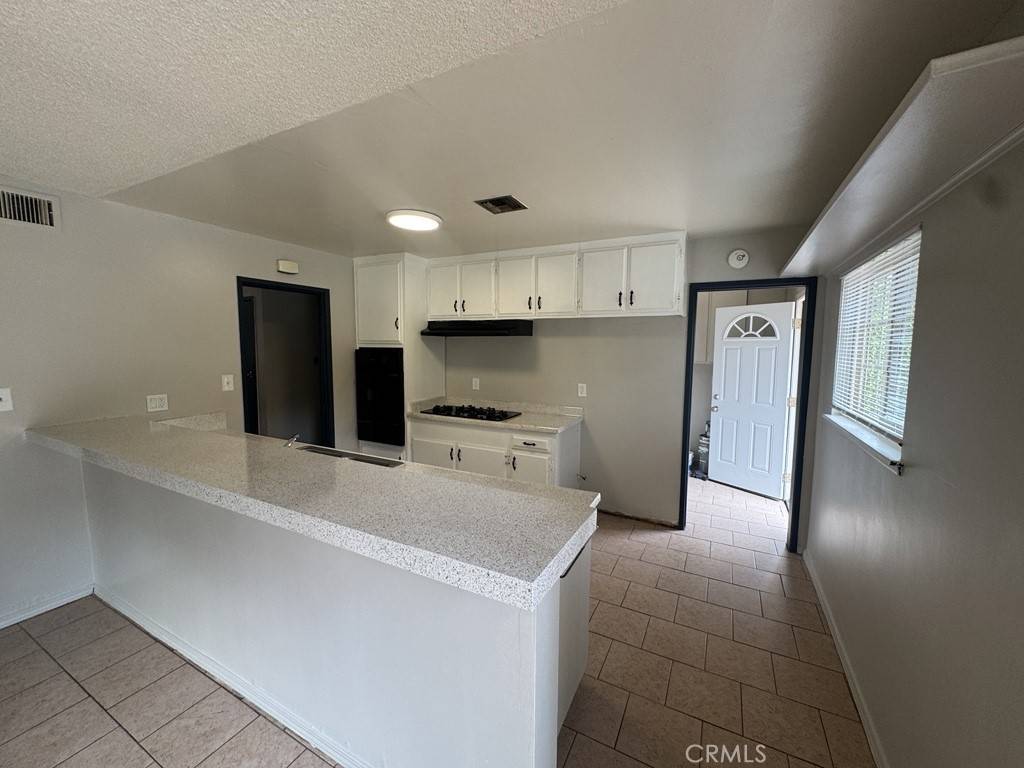 Riverside, CA 92507,4170 Mt Vernon