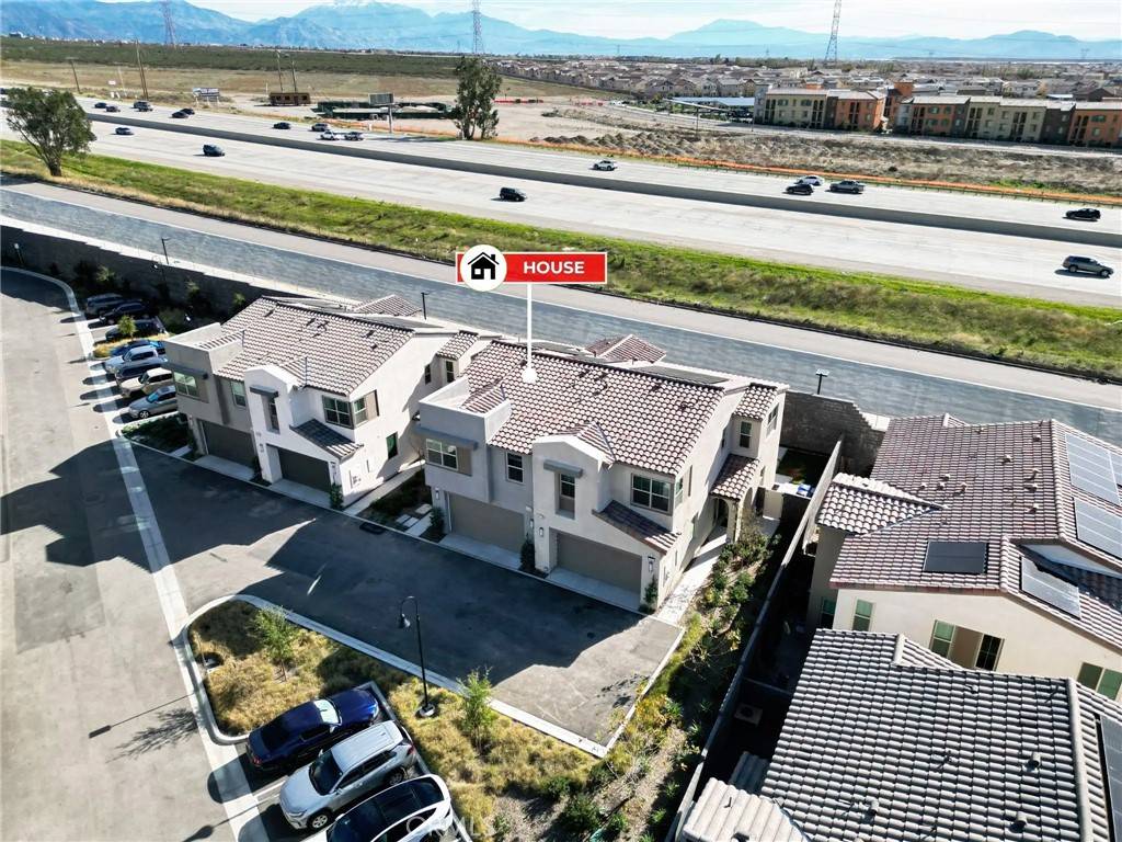 Fontana, CA 92336,15959 Sparrow CT