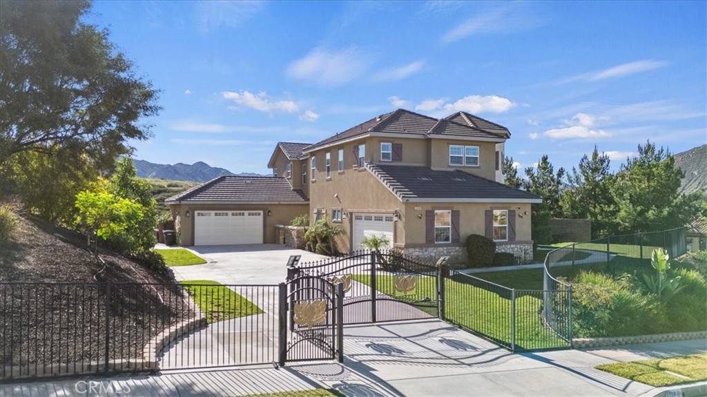Colton, CA 92324,3094 Crystal Ridge LN