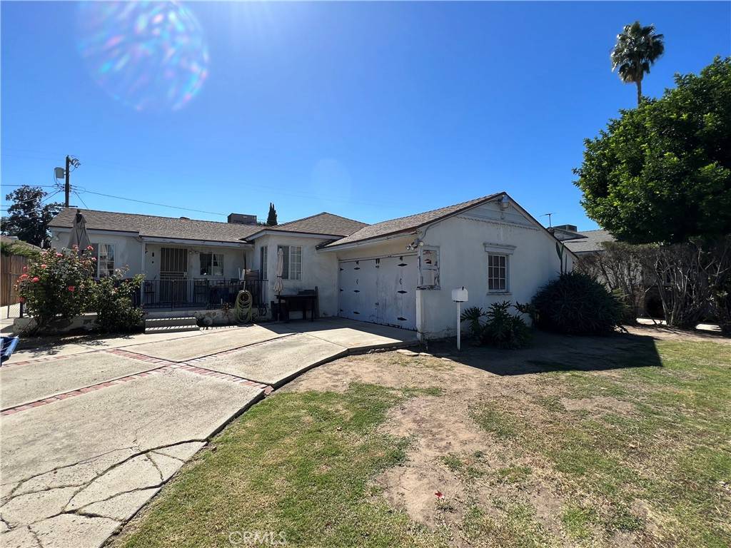 Tarzana, CA 91335,19140 Delano ST