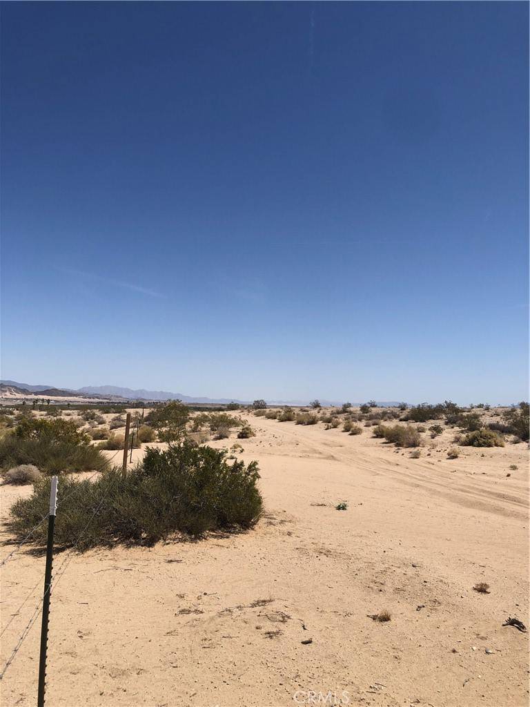 29 Palms, CA 92277,71440 Palmyra