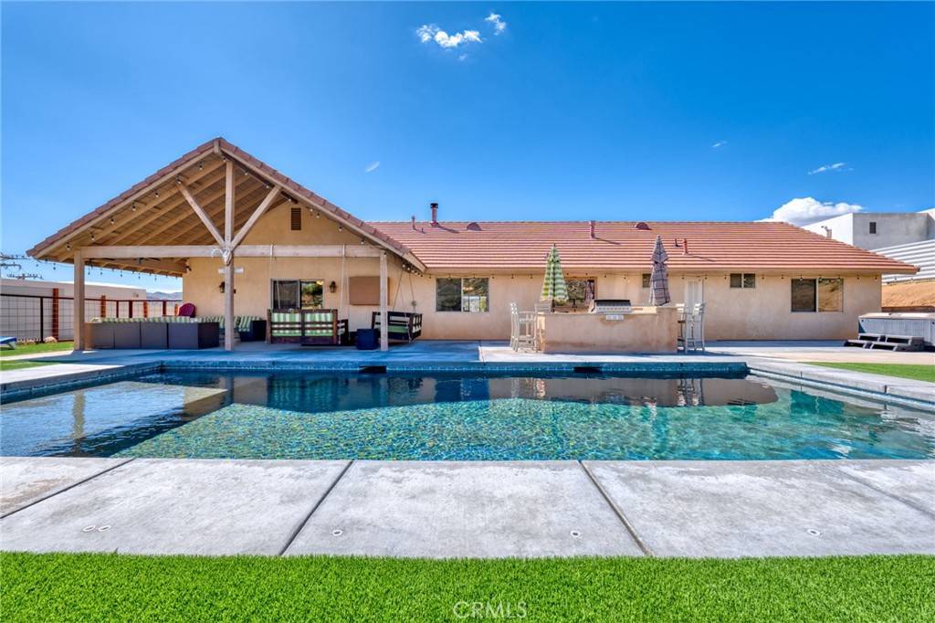 Yucca Valley, CA 92284,54424 Pinon DR
