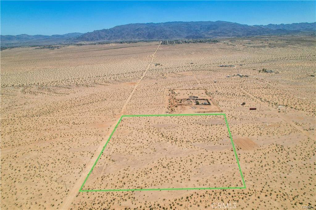 29 Palms, CA 92277,8888 Mesa DR