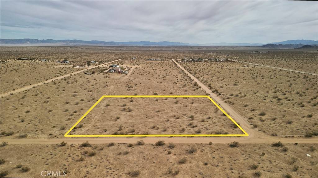 Joshua Tree, CA 92252,62100 Orion ST