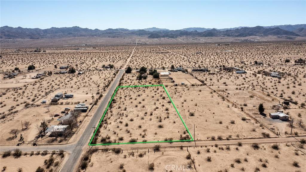 Joshua Tree, CA 92252,64475 Sun Mesa RD