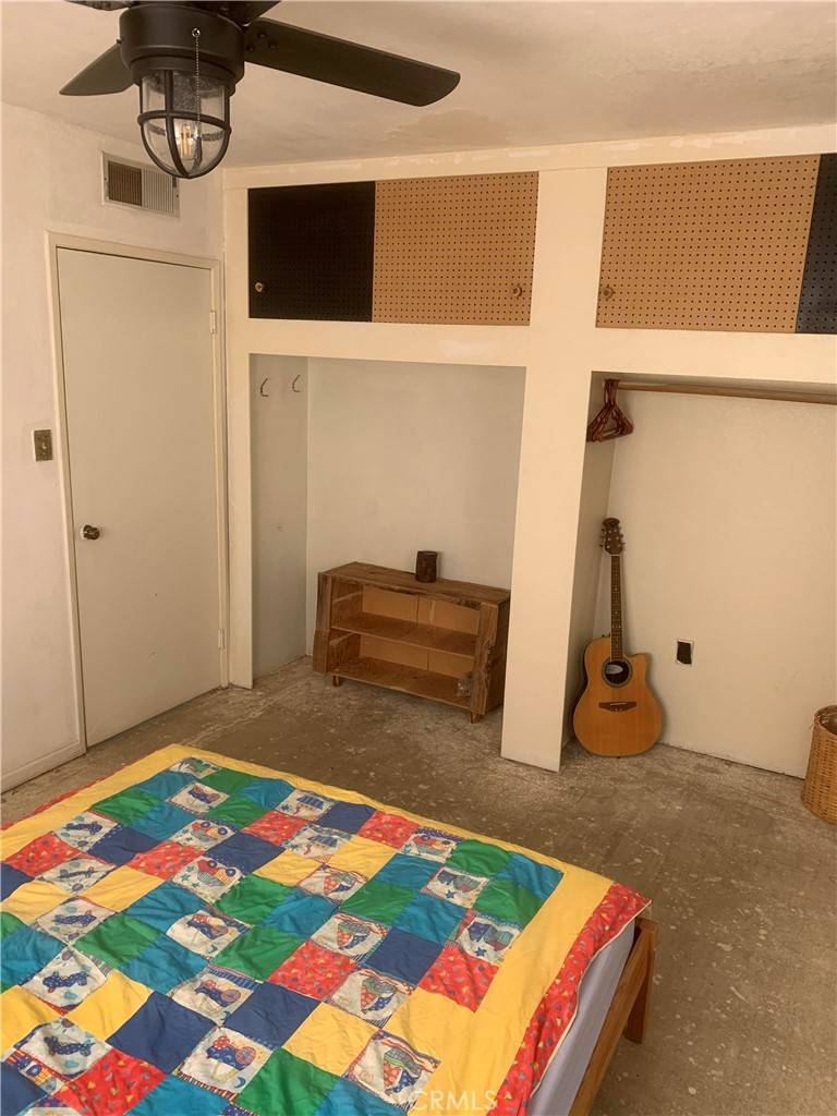 29 Palms, CA 92277,83478 Helen ST