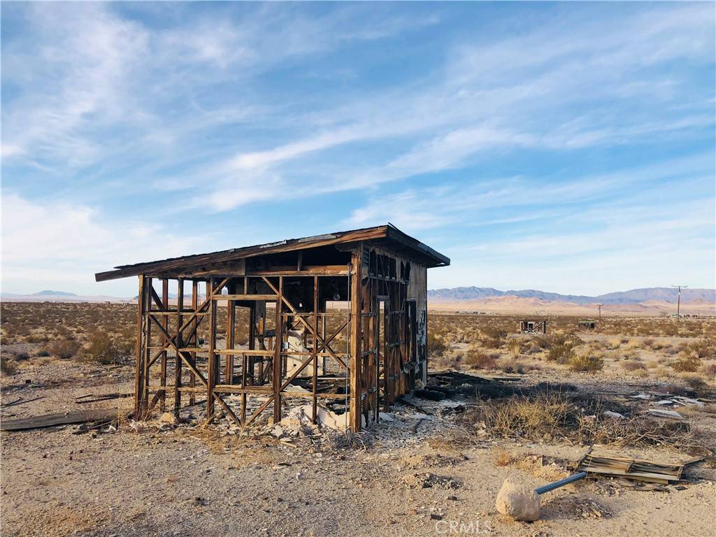 29 Palms, CA 92277,5 Pinto Mountain RD