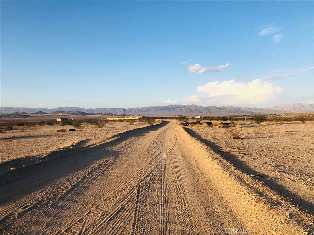 29 Palms, CA 92277,5 Marilane AVE