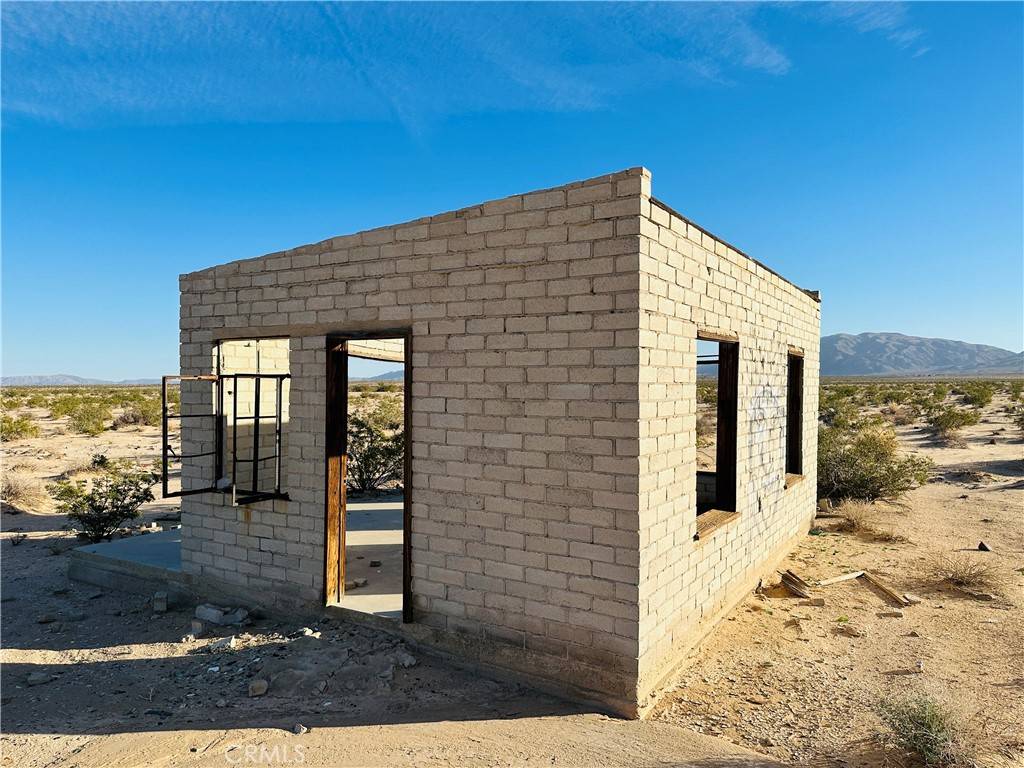 29 Palms, CA 92277,1234 Raymond DR
