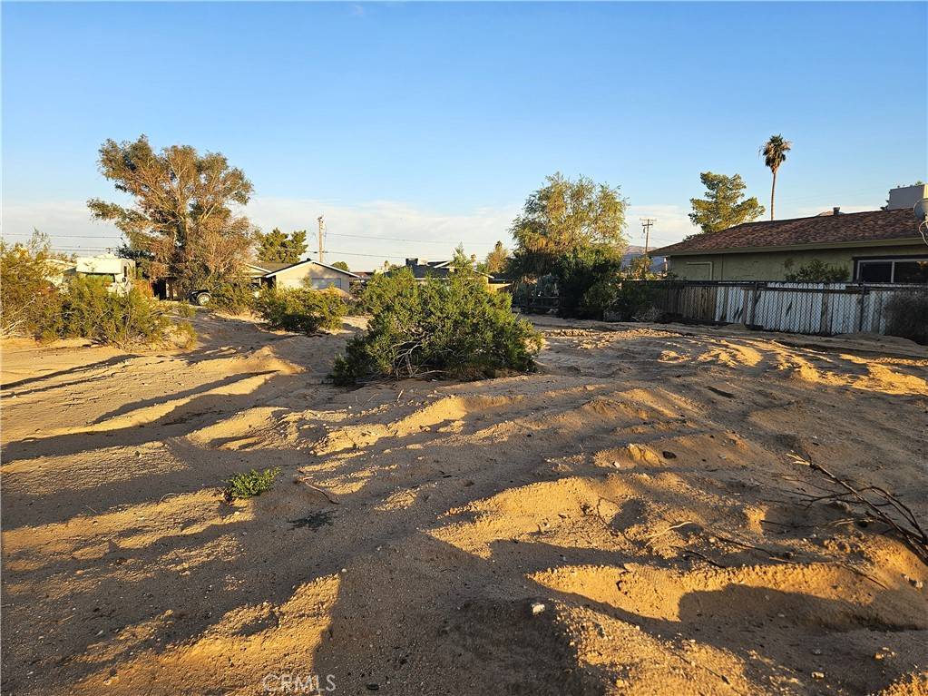 29 Palms, CA 92277,6180 Chia AVE