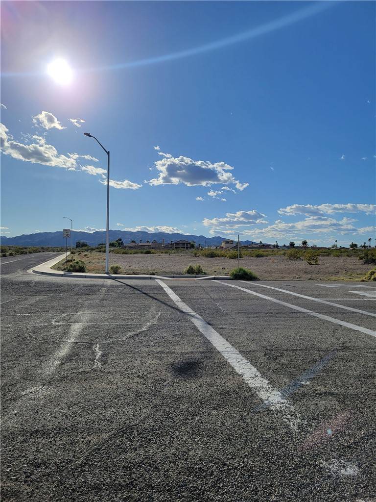 Needles, CA 92363,10 Bailey AVE