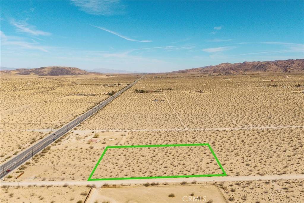 Joshua Tree, CA 92252,14 Arizona AVE