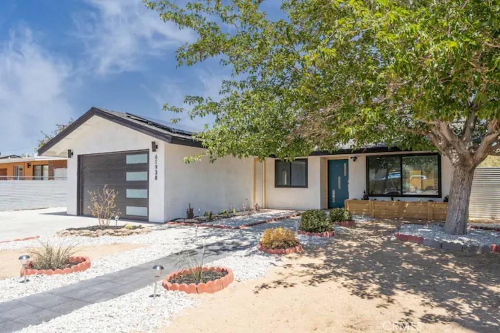 Joshua Tree, CA 92252,61938 Oleander DR