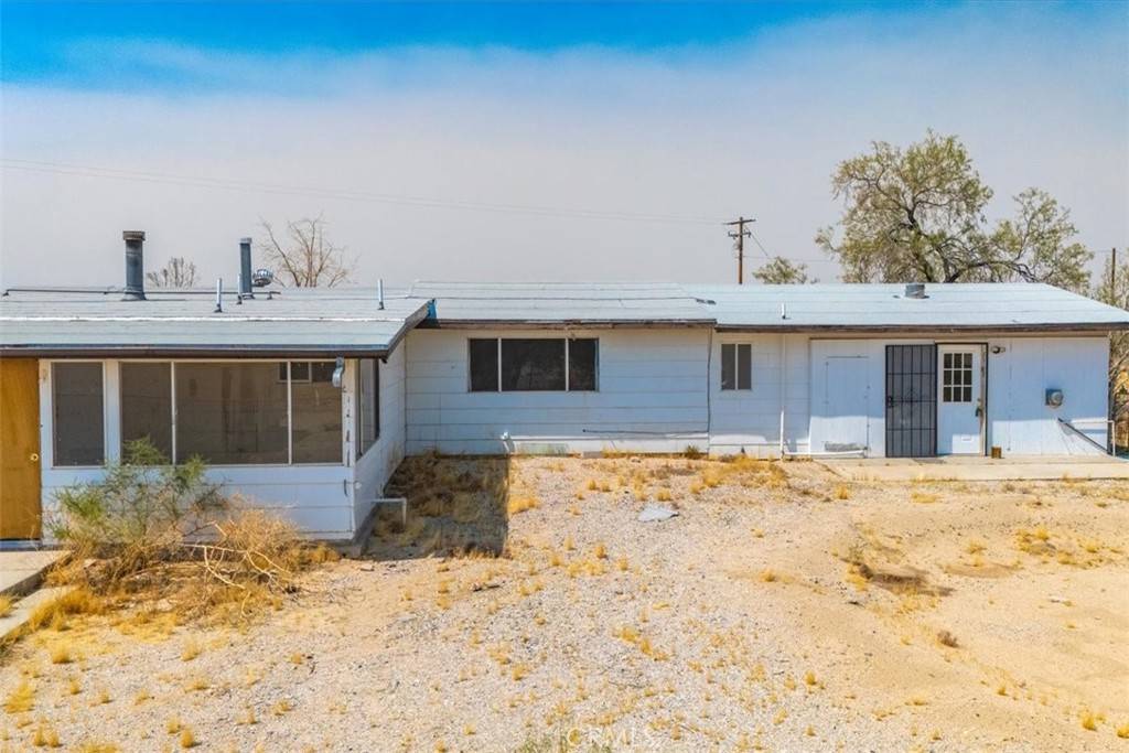Landers, CA 92285,5575 Kickapoo TRL