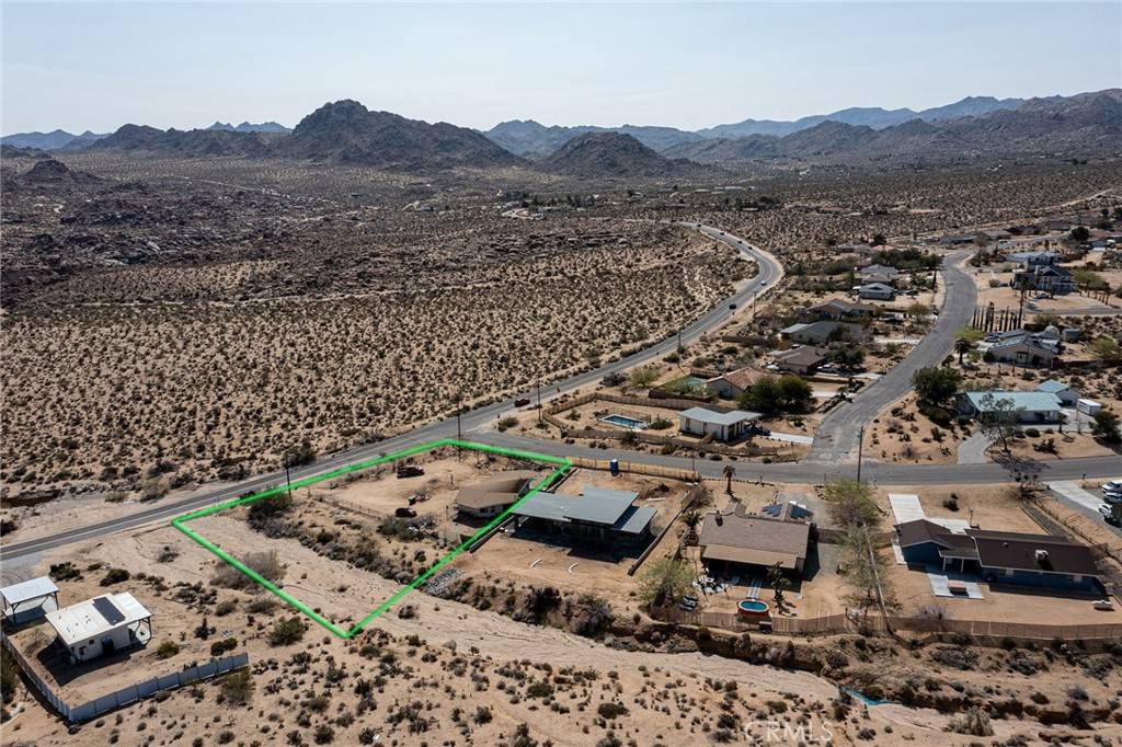 Joshua Tree, CA 92252,7420 Quail Springs RD