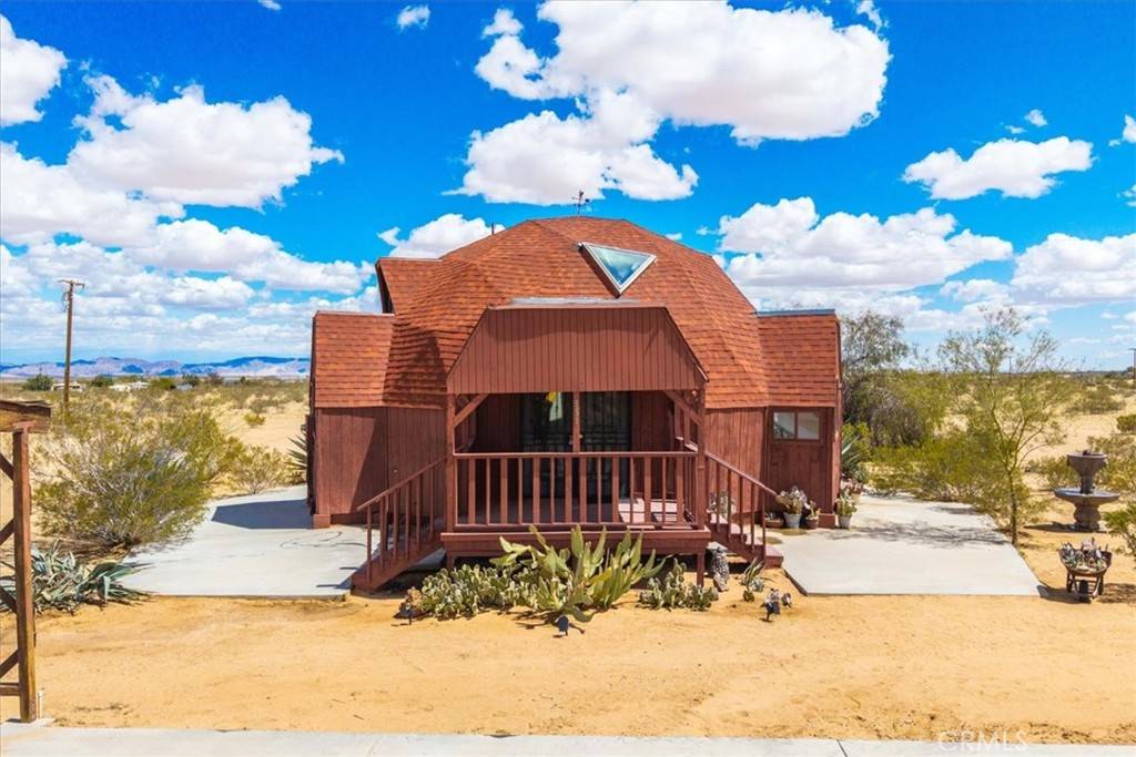Landers, CA 92285,951 N Kuna AVE