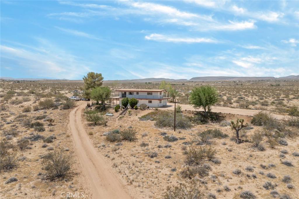 Landers, CA 92285,57955 Town RD