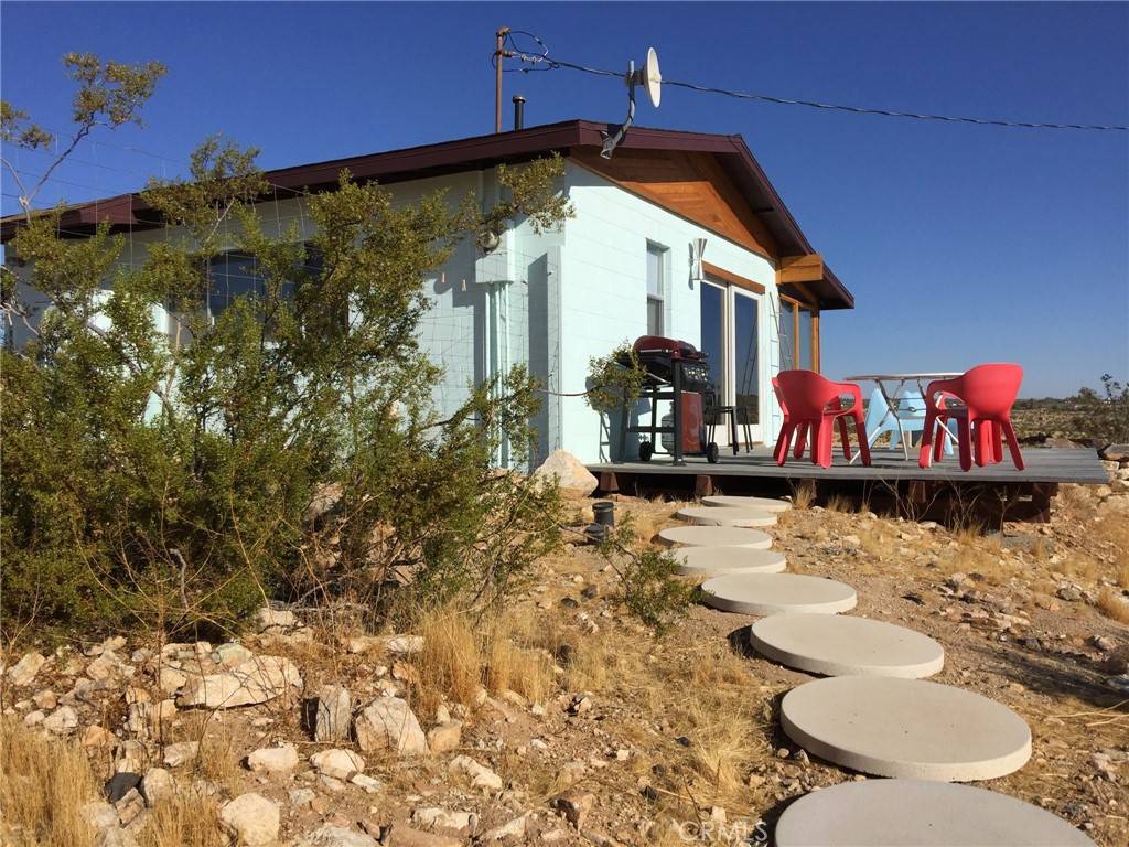 Joshua Tree, CA 92252,63465 Belmont ST