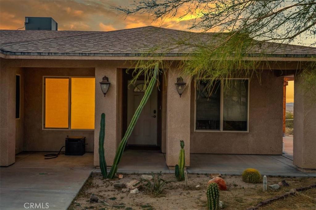 Joshua Tree, CA 92252,61850 Alta Vista DR