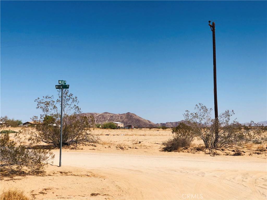 Landers, CA 92285,2 Napa WAY