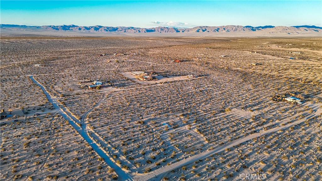 Joshua Tree, CA 92252,0 Cypress RD