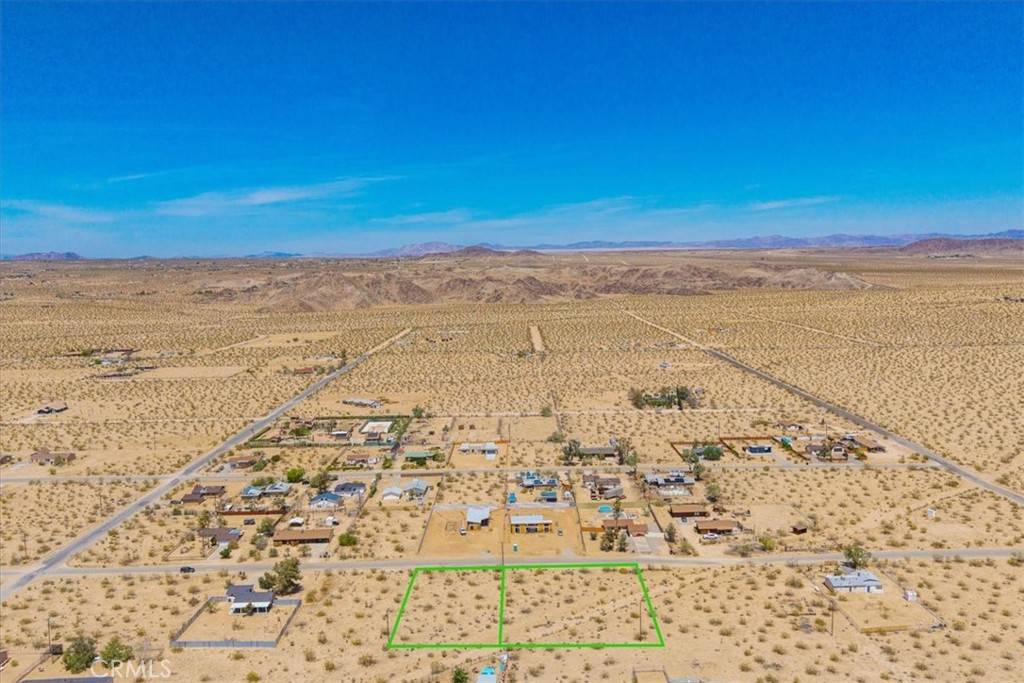 Joshua Tree, CA 92252,1 Jadeite ST