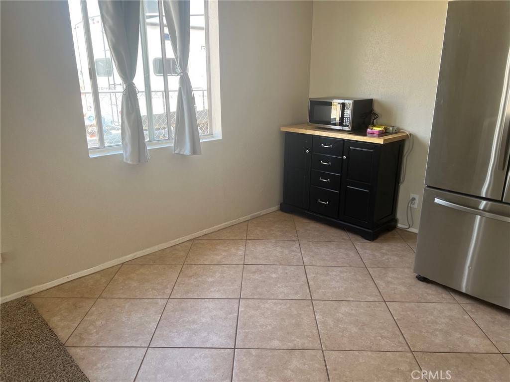 29 Palms, CA 92277,6614 Mojave Ave