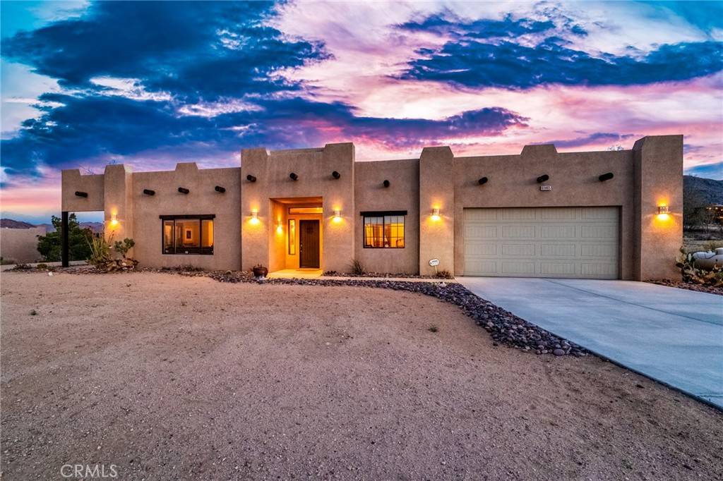 Joshua Tree, CA 92252,61465 Latham TRL