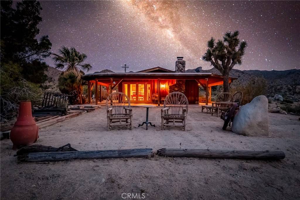 Joshua Tree, CA 92252,8830 Quail Springs RD