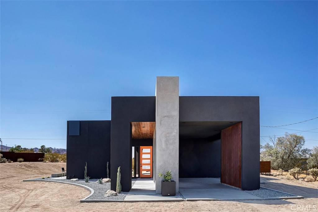 Joshua Tree, CA 92252,6640 Mount Shasta AVE