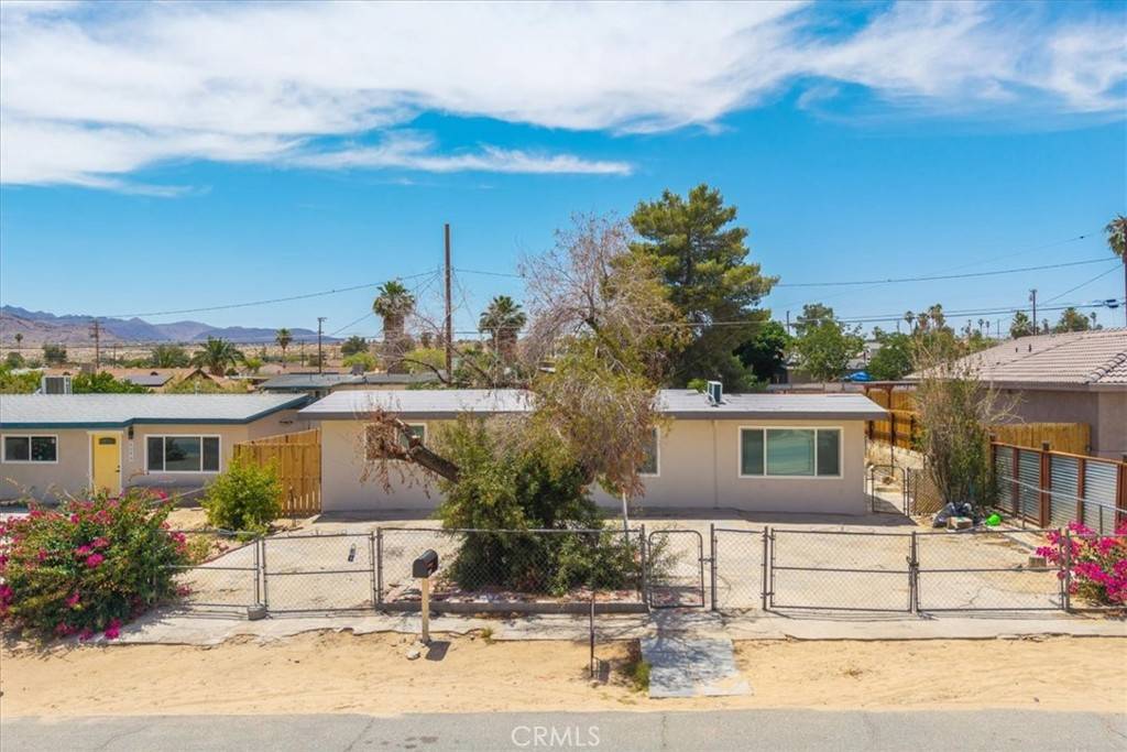 29 Palms, CA 92277,6064 Cahuilla AVE