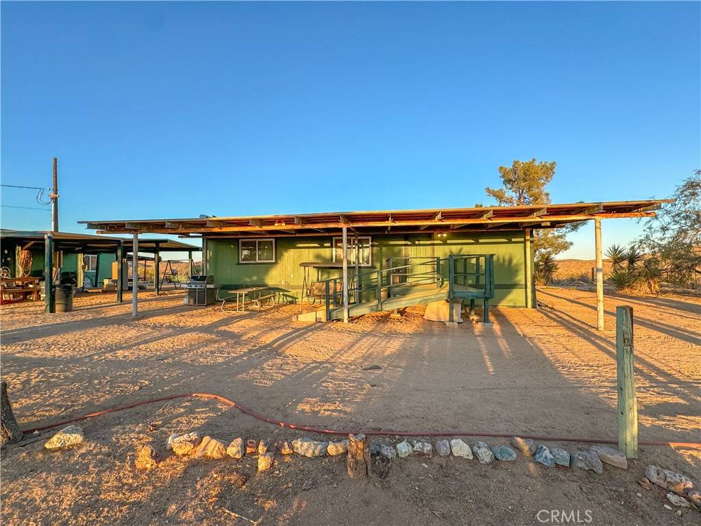 Needles, CA 92363,44080 Lanfair RD