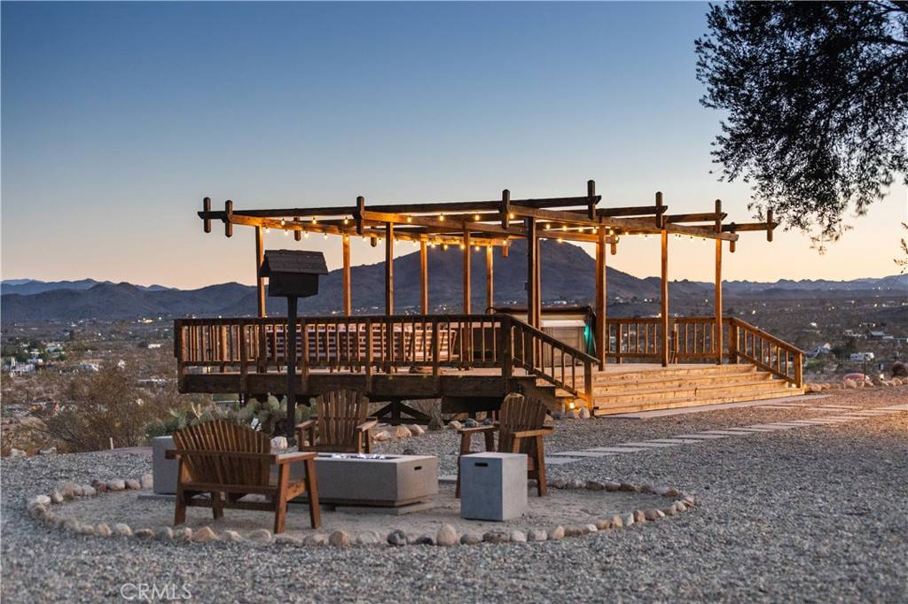 Joshua Tree, CA 92252,63326 Sunny Sands DR