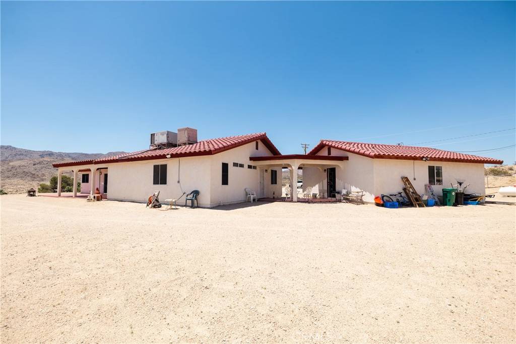 29 Palms, CA 92277,6333 Carodean RD